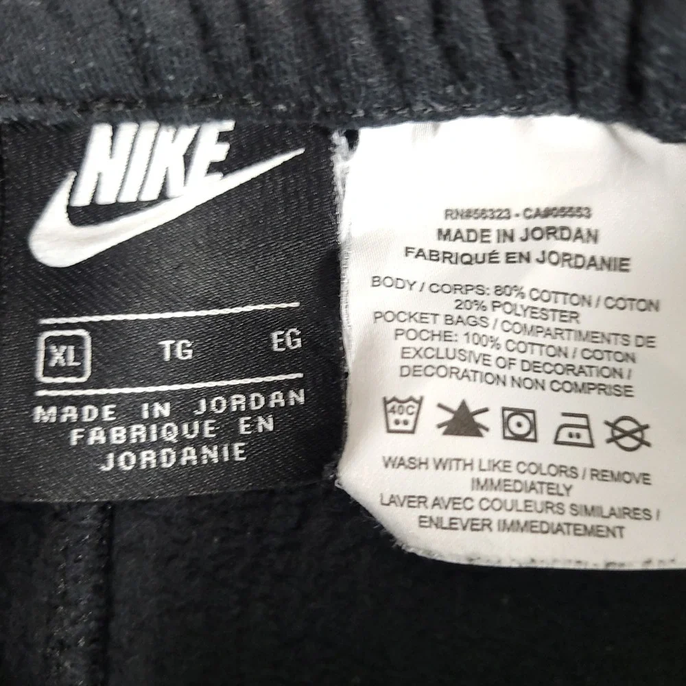 Nike Joggers Youth XL Black Sportswear Tapered Cotton Fleece BV0786-010